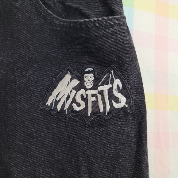 MISFITS Wrangler jeans black denim straight leg punk rock alternative patched - Picture 4 of 10